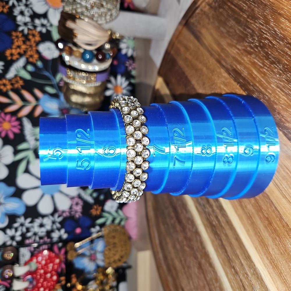 40. BLING Stretch Bracelet J. CREW 💓💓🌟